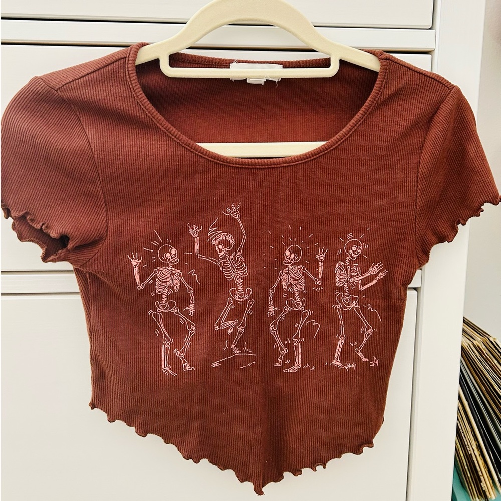 Stitch and pine pointed crop top